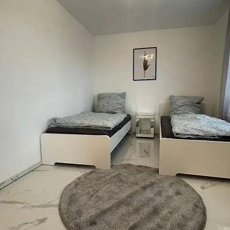 Gemuetlichkeit Am Rhein Koeln Bonn Messe