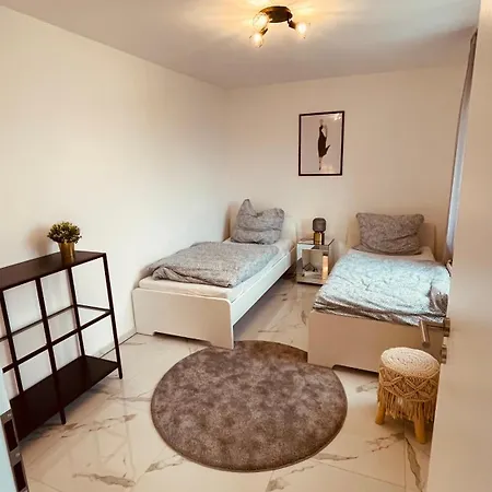 Gemuetlichkeit Am Rhein Koeln Bonn Messe