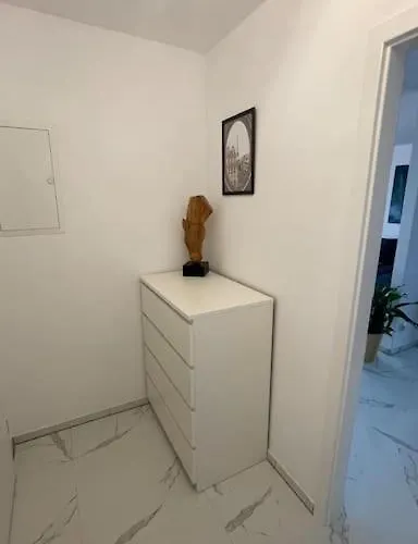 Gemuetlichkeit Am Rhein Koeln Bonn Messe