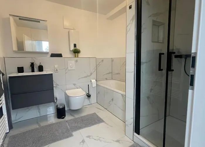 Gemuetlichkeit Am Rhein Koeln Bonn Messe *