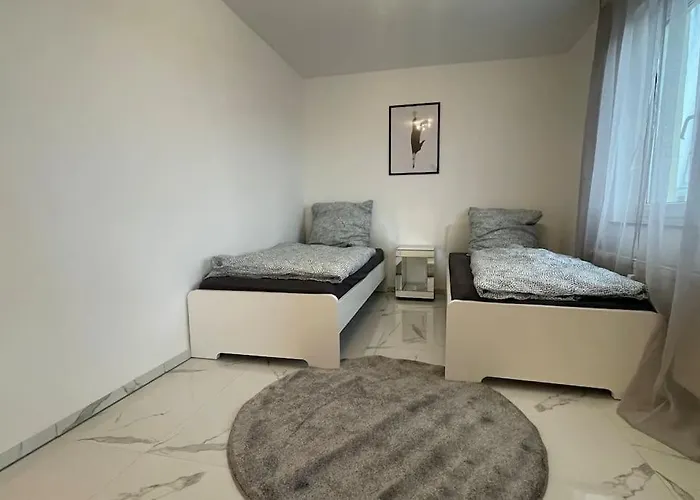 Gemuetlichkeit Am Rhein Koeln Bonn Messe