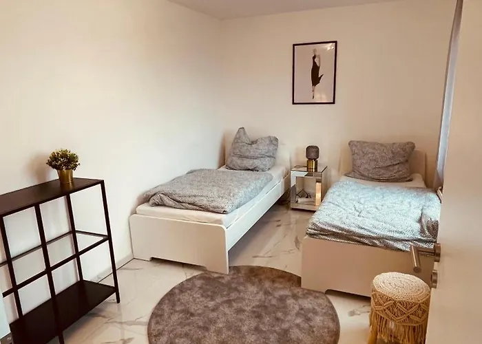 Gemuetlichkeit Am Rhein Koeln Bonn Messe